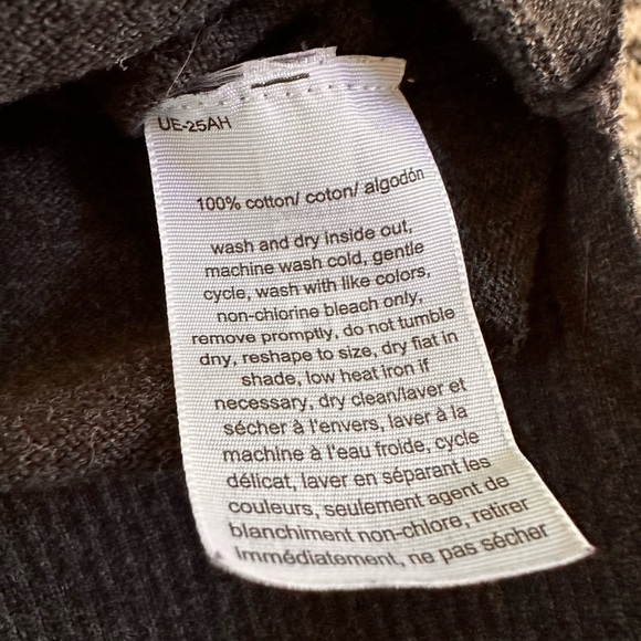 Tommy Hilfiger - Picture 3 of 4